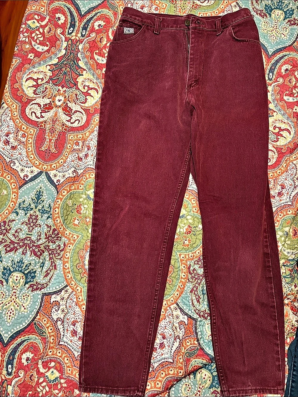 Women's Straight Leg Jeans in Red Like New